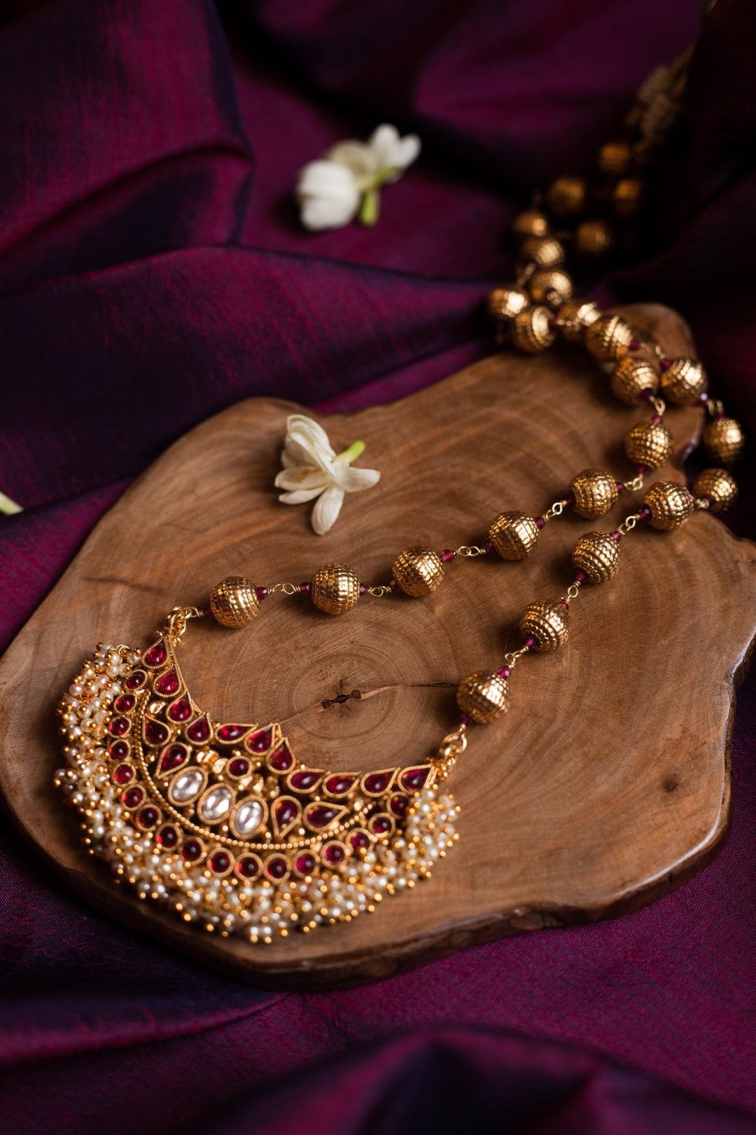 Nila - Half Moon Pendant Ball Necklace - N379