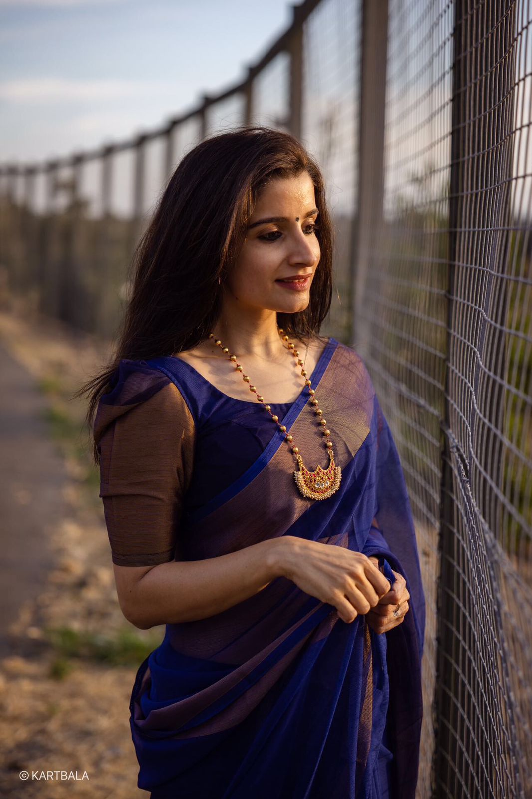 Nila - Half Moon Pendant Ball Necklace - N379