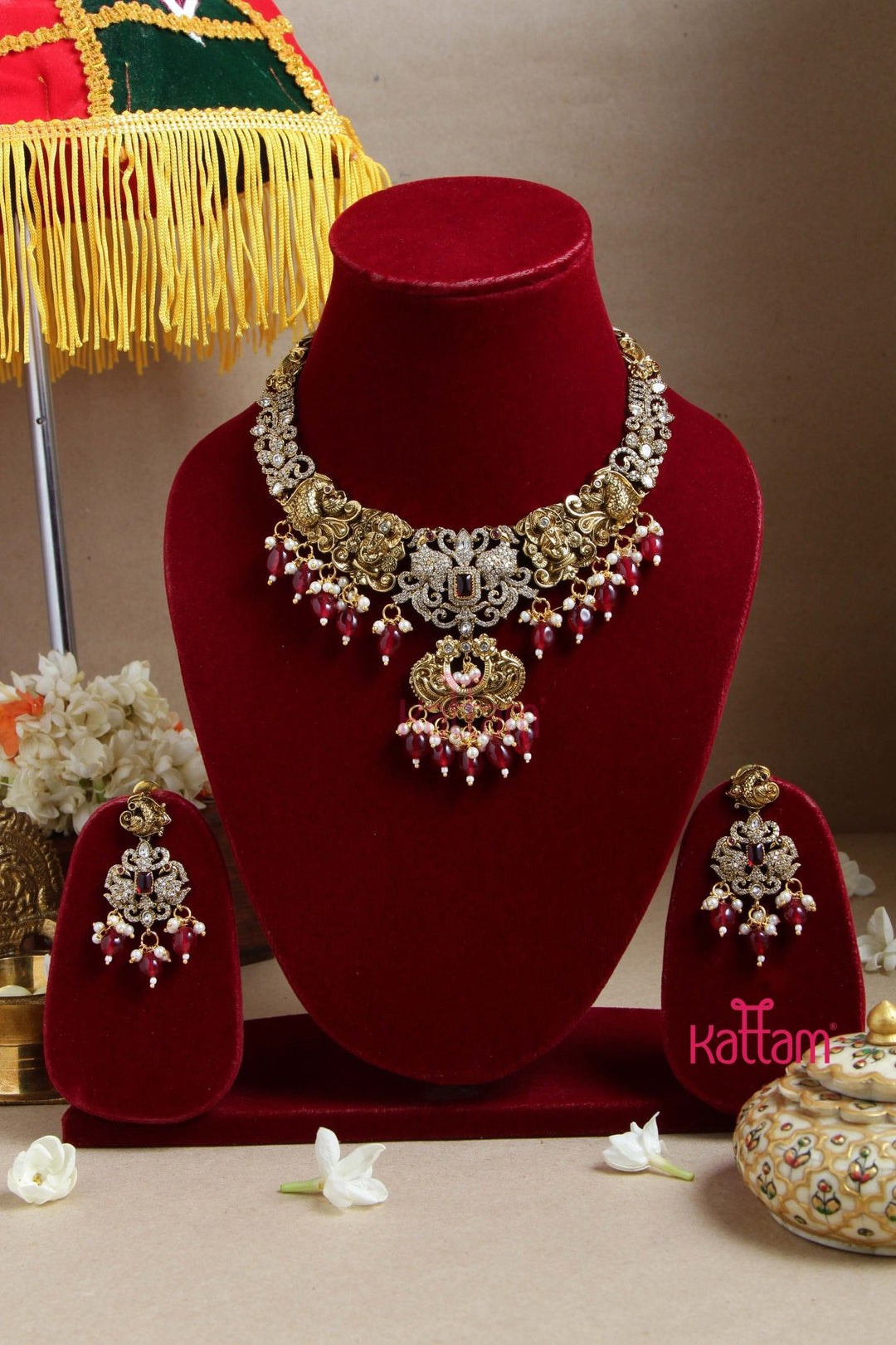 Nithya Perumal Necklace - Maroon - N6085