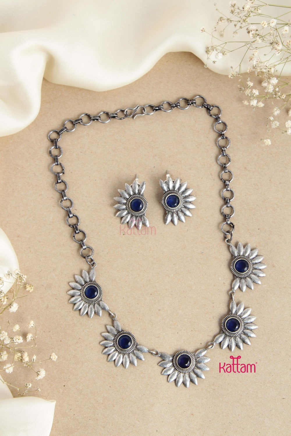 Oxidised Silver Sunflower Design Choker - Blue - N2738