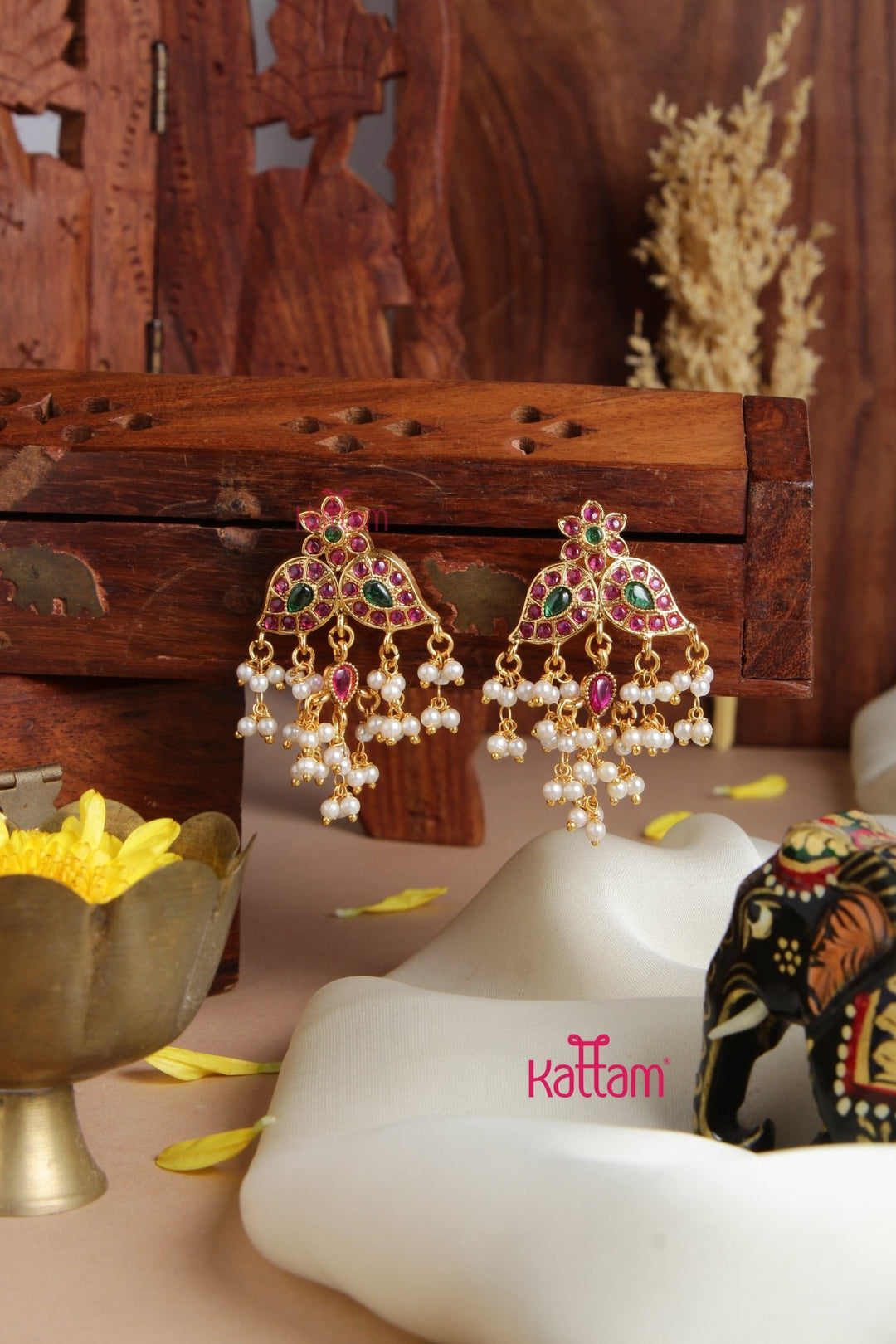 Paisley Pearl Earring - E939