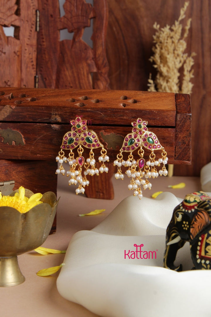 Paisley Pearl Earring - E939