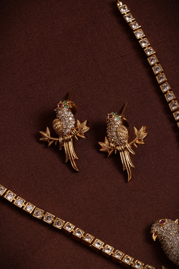 Parrot Stone Choker - N5405