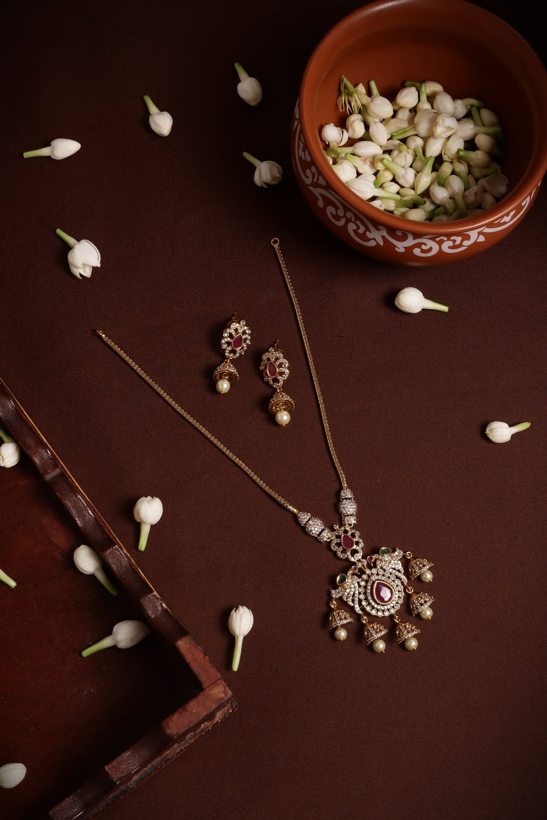 Peacock Multistone Attigai Necklace - N4129