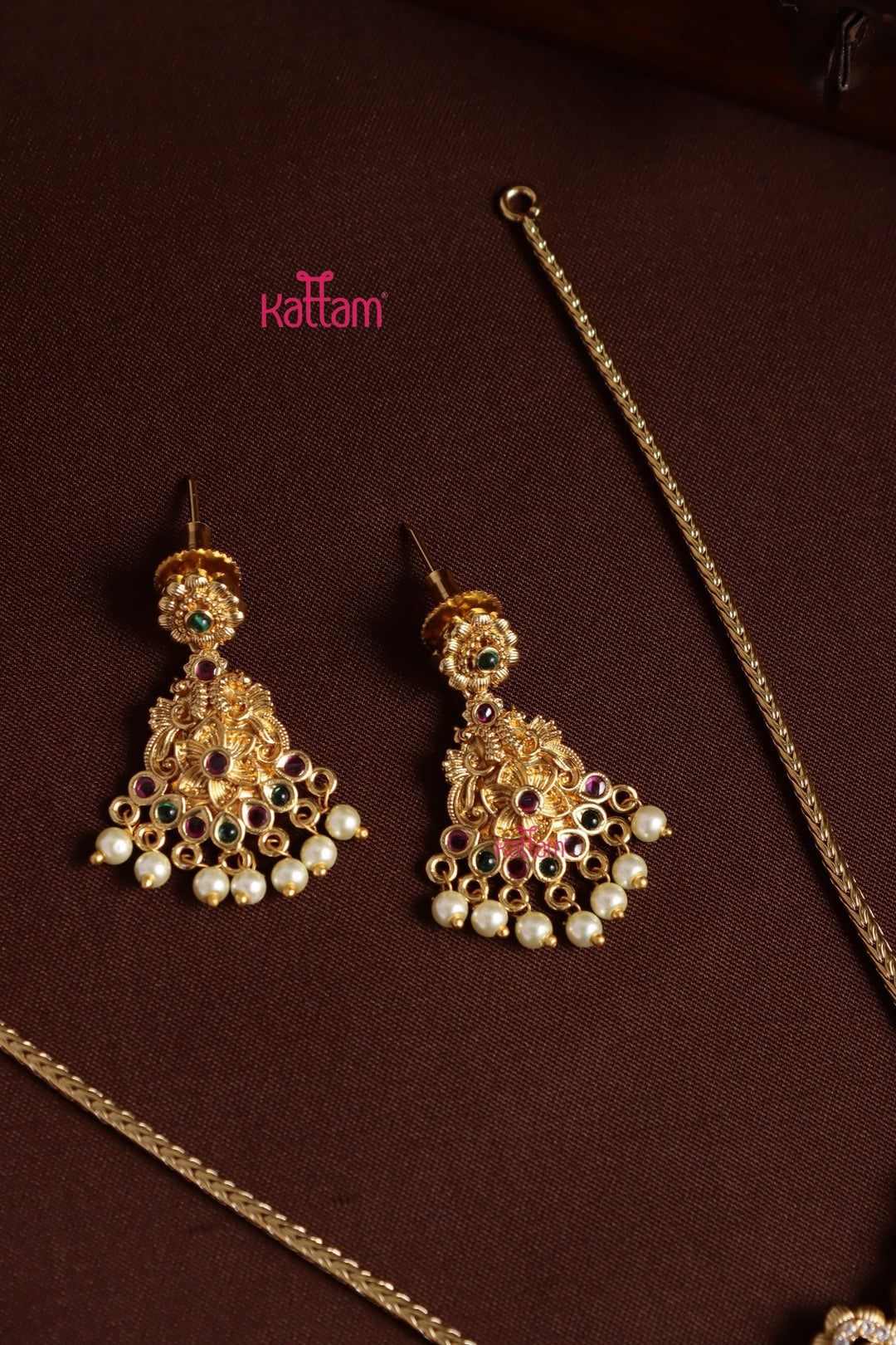 Peacock Pearl Attigai Choker - N4011