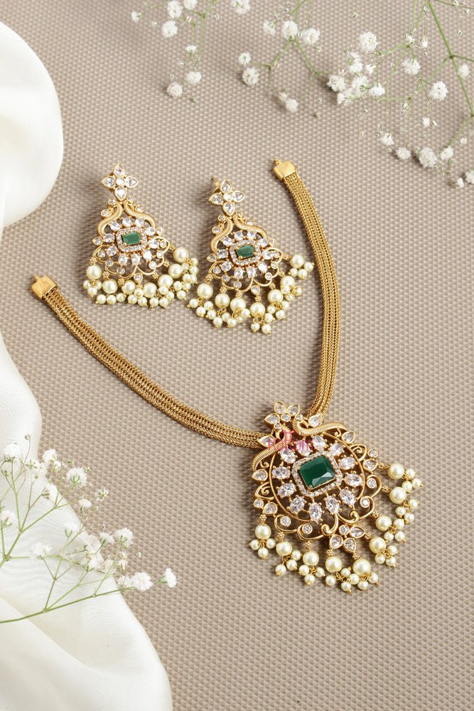 Peacock Pearl Trim Stone Choker Set - N2610