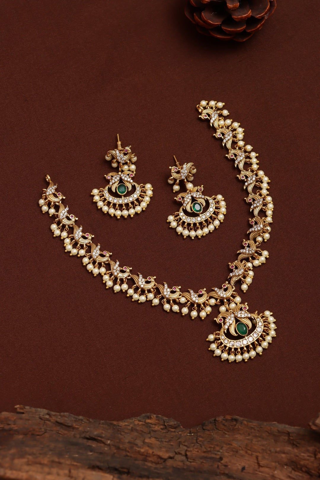 Peacock Pearls Necklace - N3739