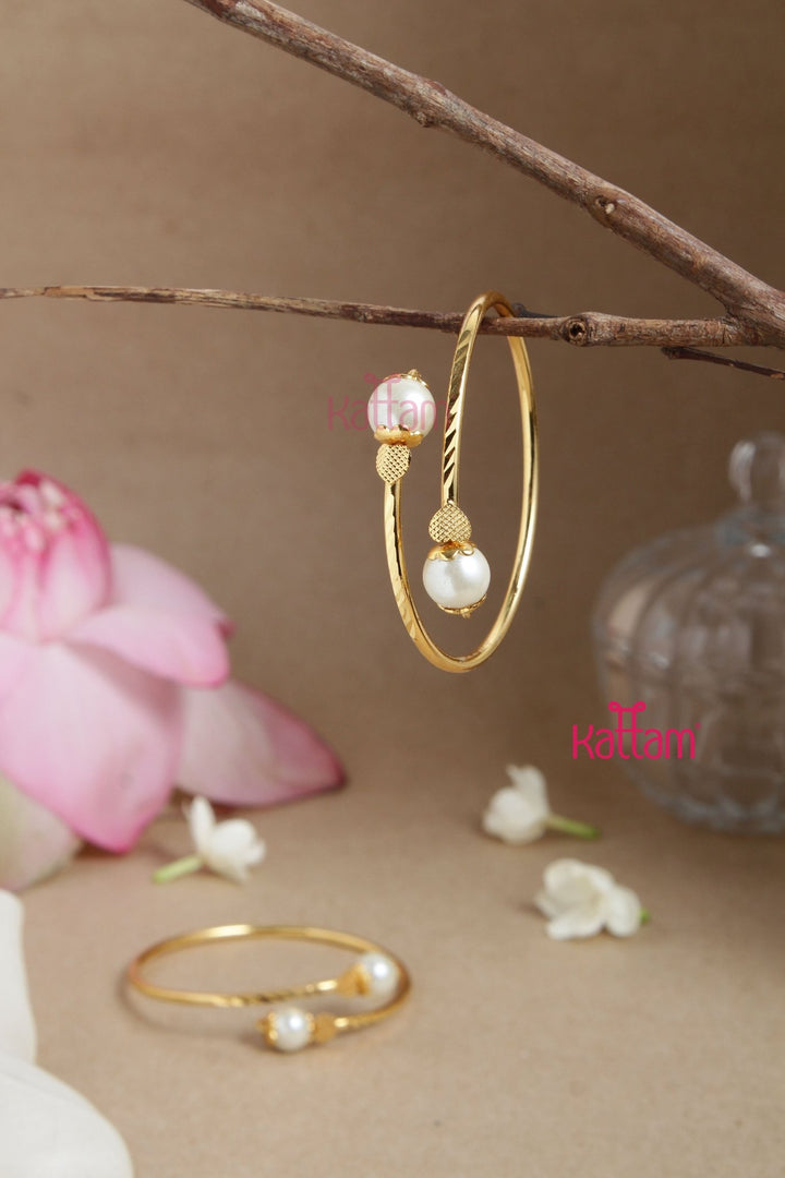 Pearl Ball Kada Bangle - B536