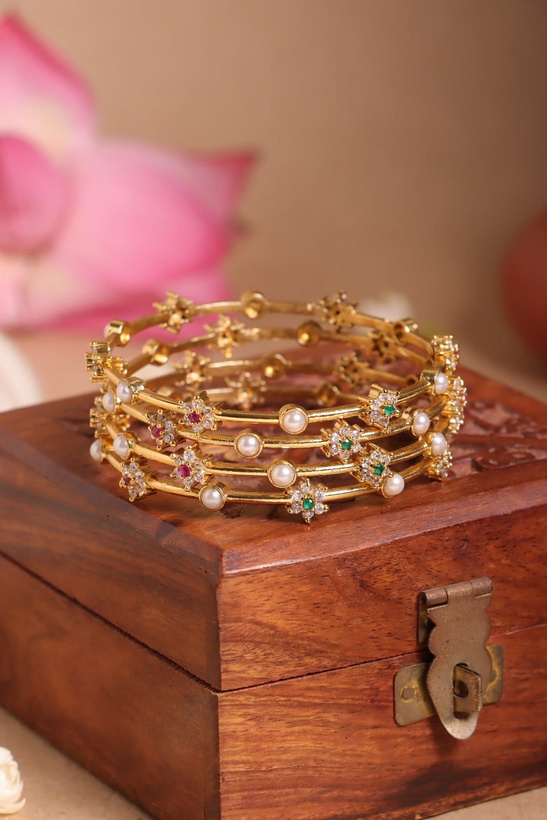 Pearl Stone Set of 4 Bangle - B642-V4