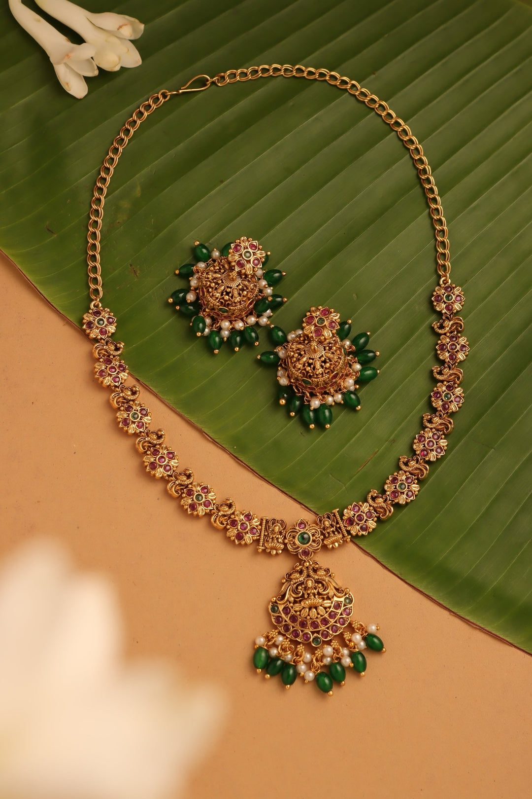 Poovitha - Goddess Necklace - N4077