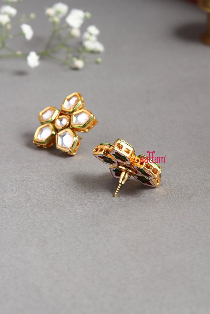 Premium Kundan White Poo Stud - E395