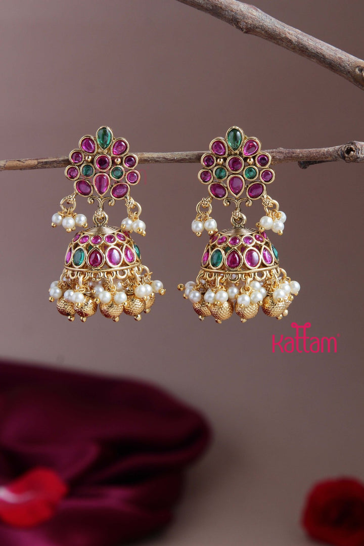 Pretty Pearl Jhumka - E817