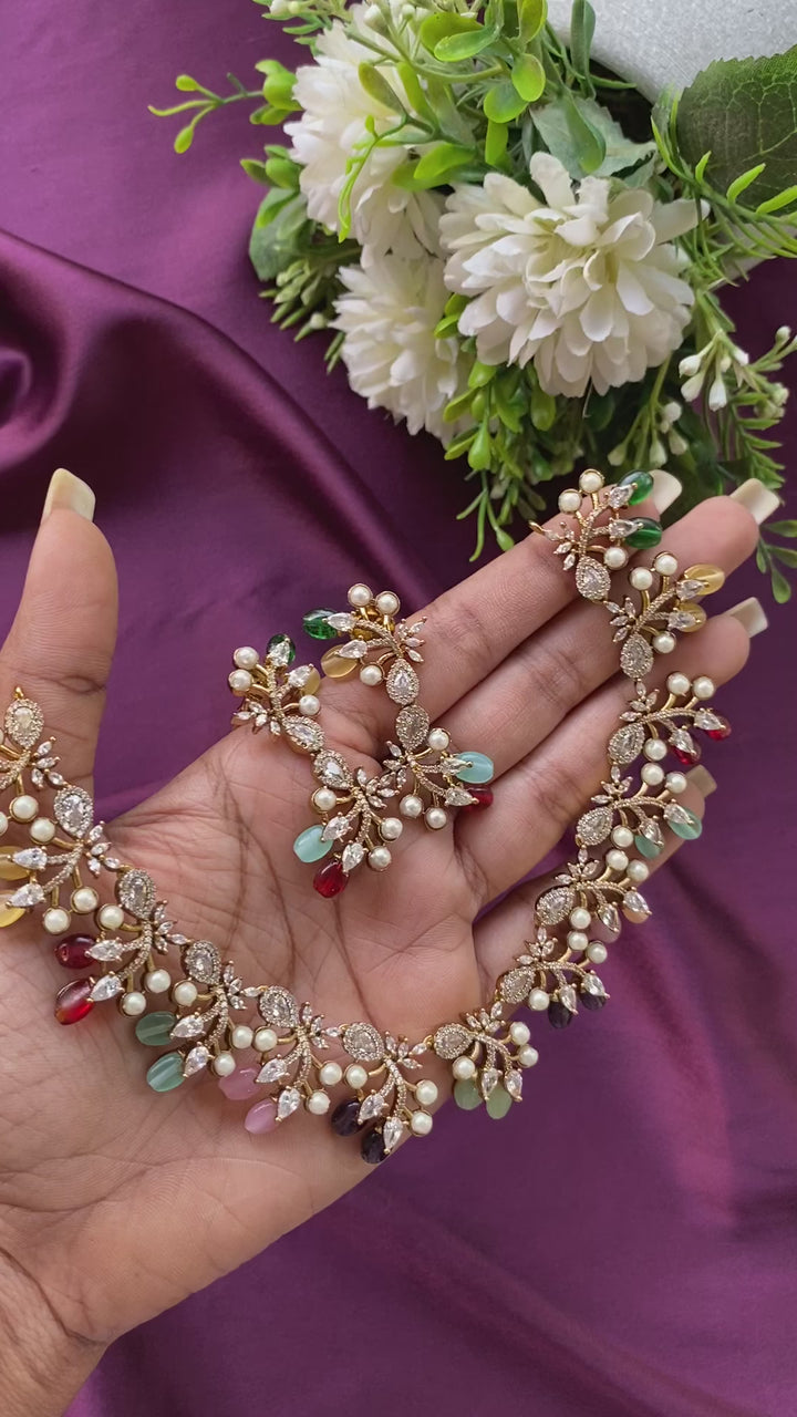 Madona - Multistone Pearl Partywear Choker