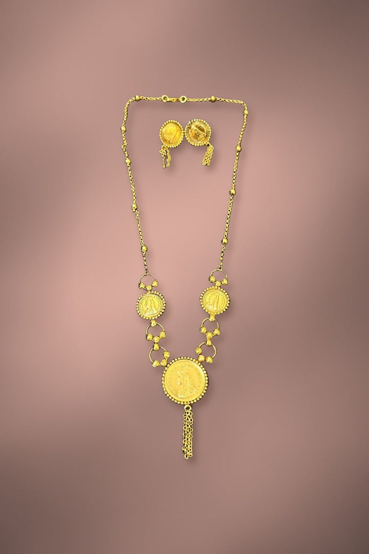Queen 3 Coin Tassel Chain - SPN74