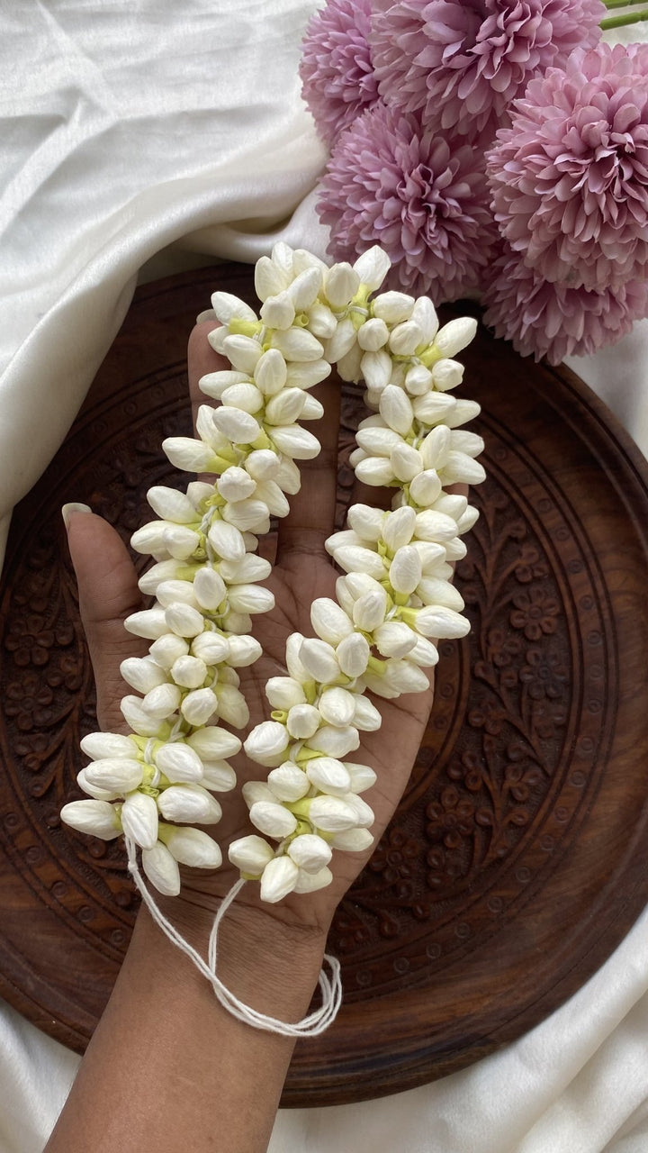 Real look like Jasmine Flower / Mallipoo - HA182