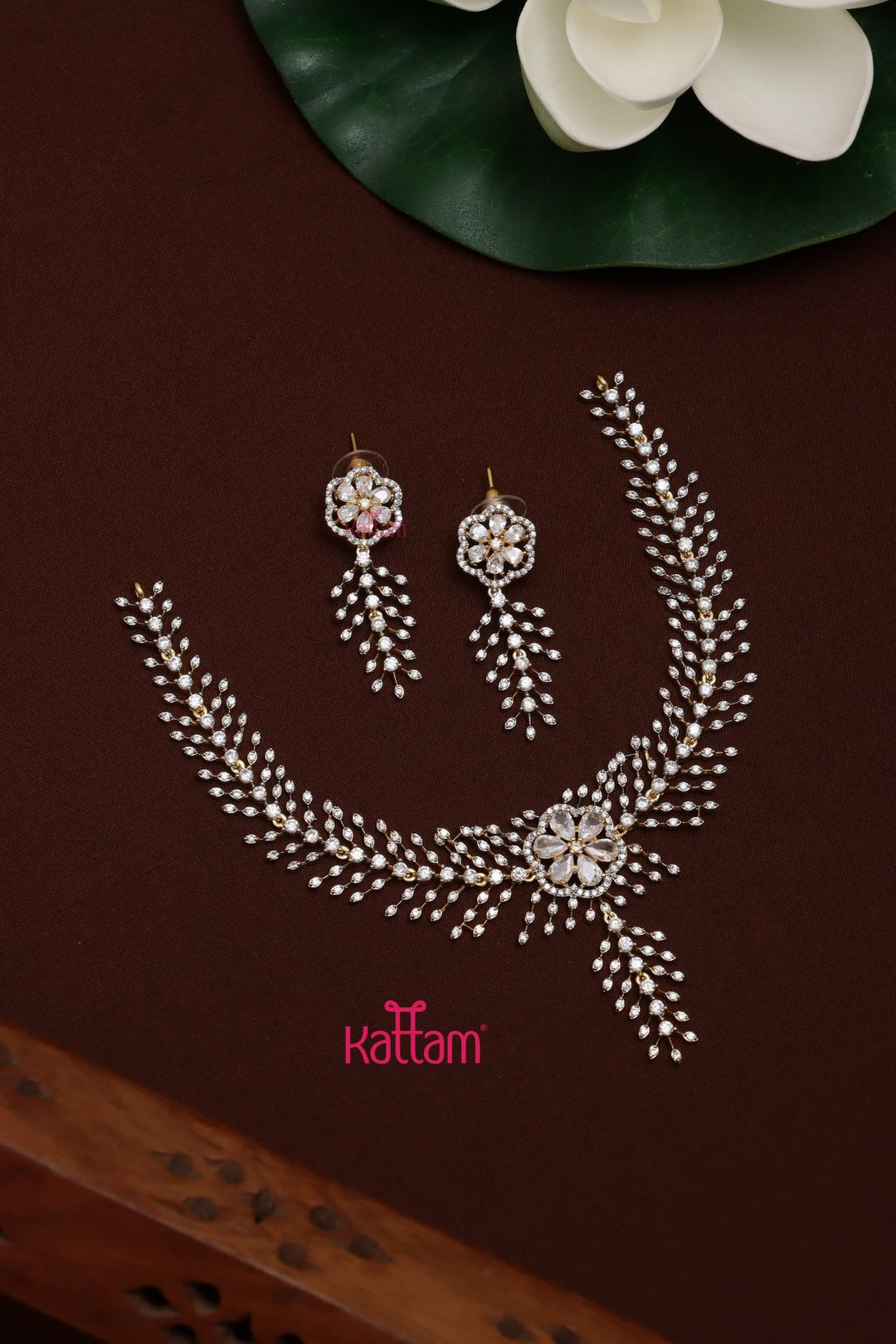 Reega - AD Flower Spike Necklace - N5265