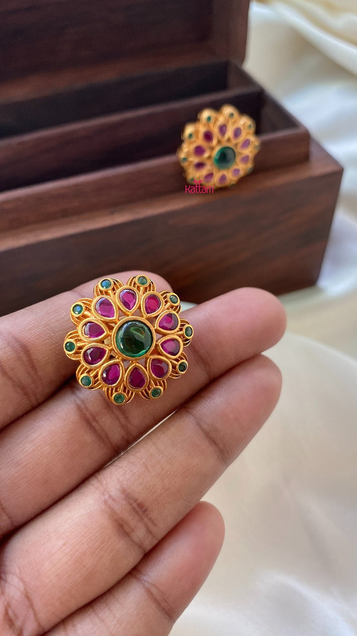 Round Stone Earring - E090