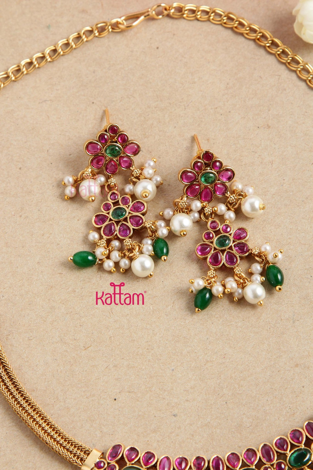 Ruby Green Kemp Choker