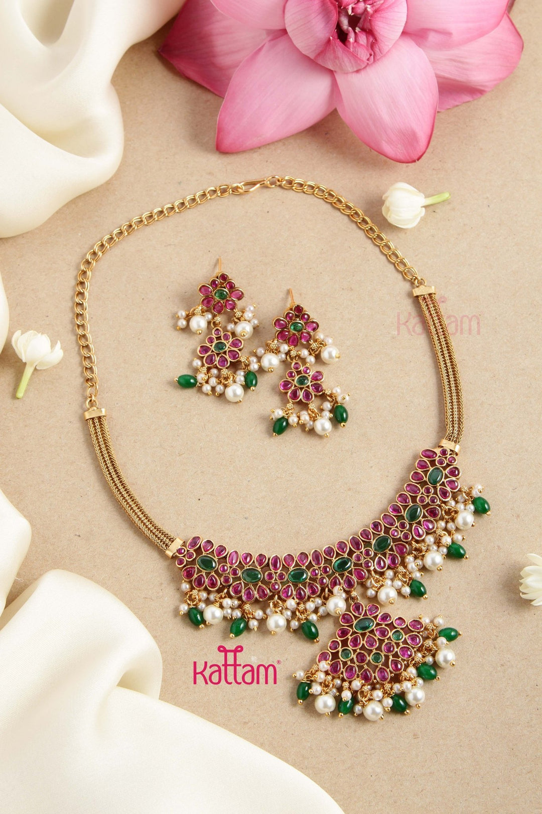 Ruby Green Kemp Choker - N2778