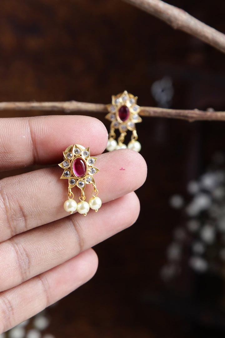 Ruby Oval Flower Pearl Earring - E471