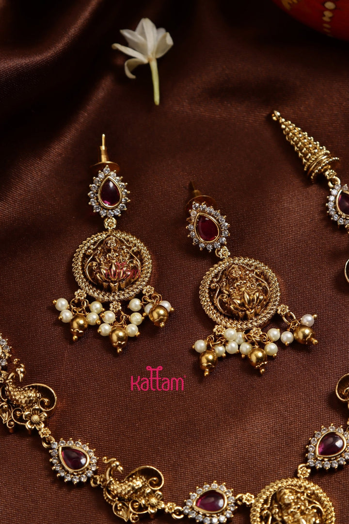 Ruby White Nakshi Necklace - N3229