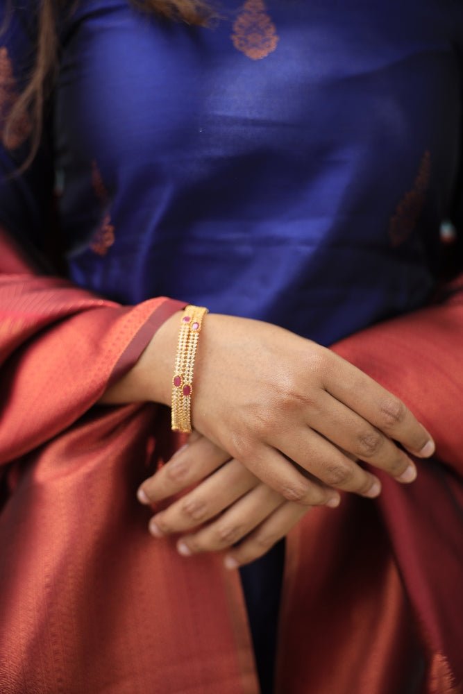 Ruby White Stone Golden Bangle Set of 4 - B058