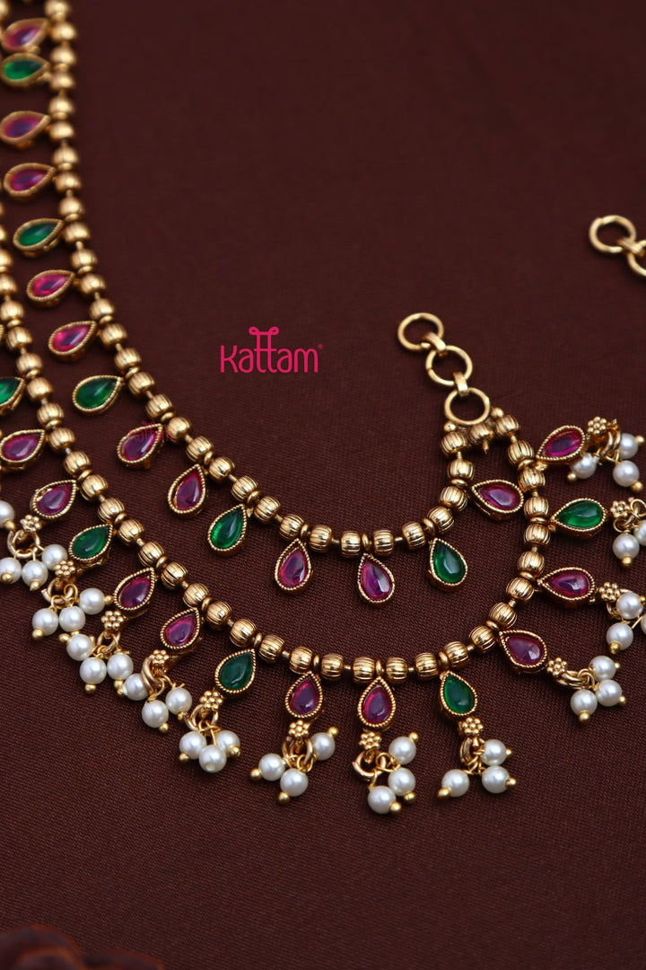 Rubygreen Pearl Drop Earchain - EC049