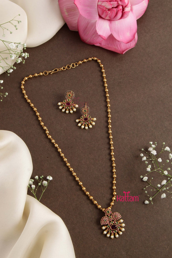 Rubygreen Pendant Goldtone Chain - N2756