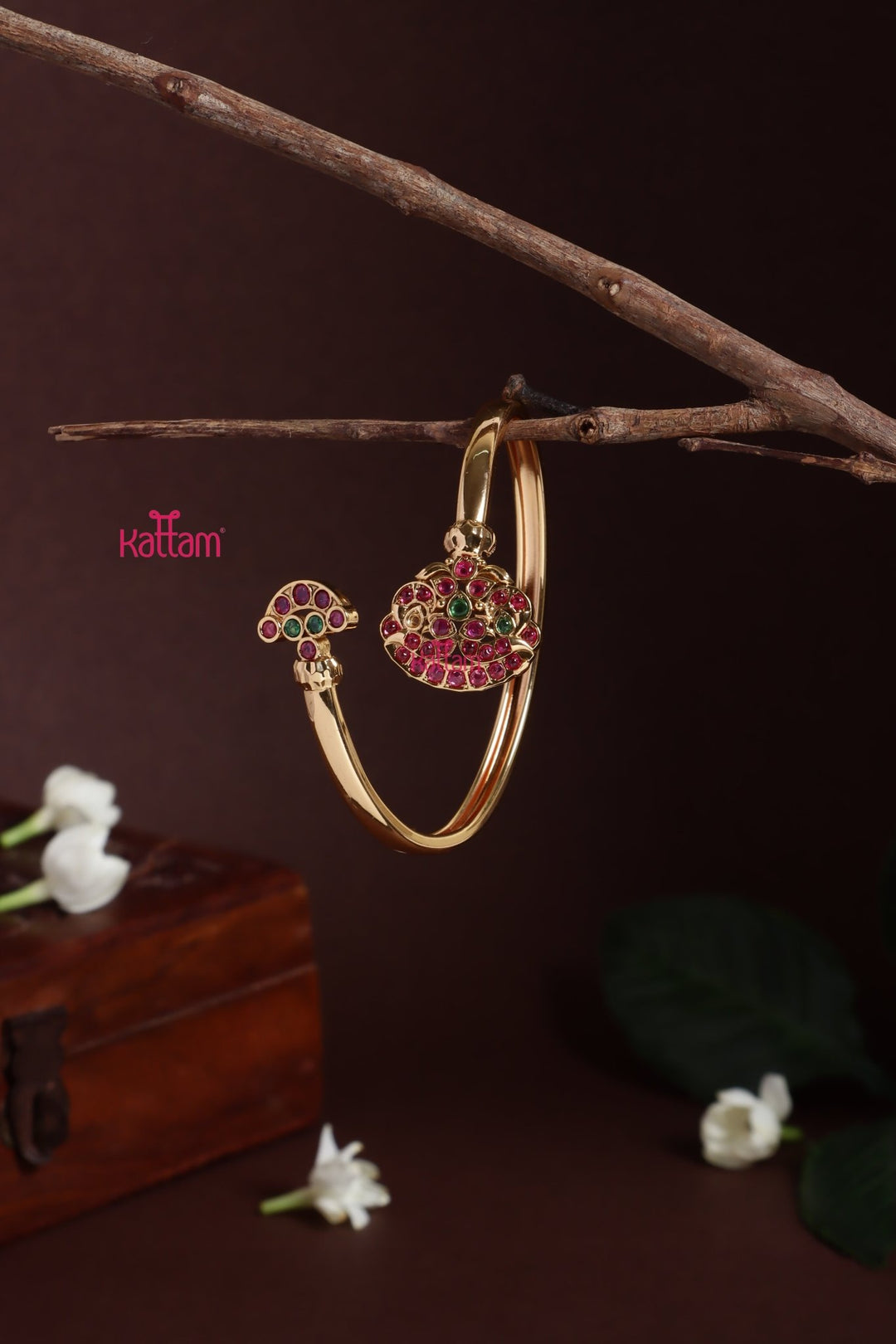 Rubygreen Stone Patterned Kada - B616