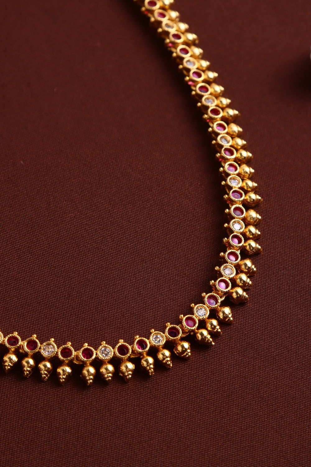 Rubywhite Dot Stone Haram - N4049