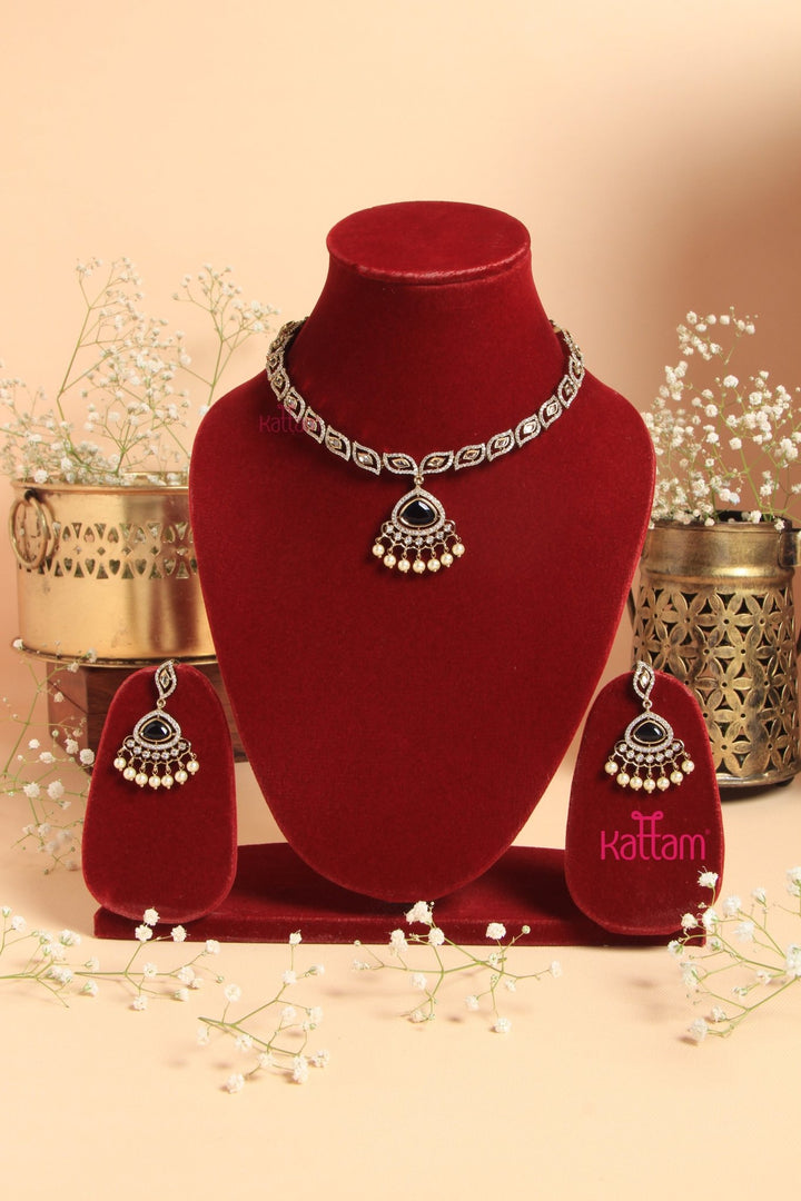 Saha - Victorian Blue Short Necklace - N6100