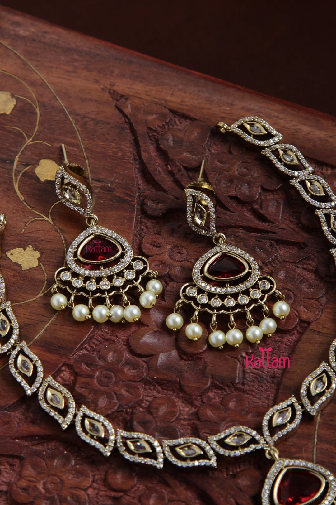 Saha - Victorian Ruby Short Necklace - N6101