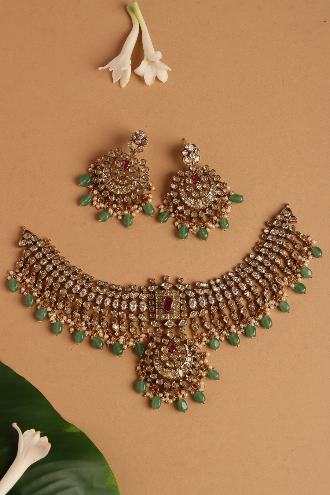 Sanvika - Halfmoon Choker Set - N5401