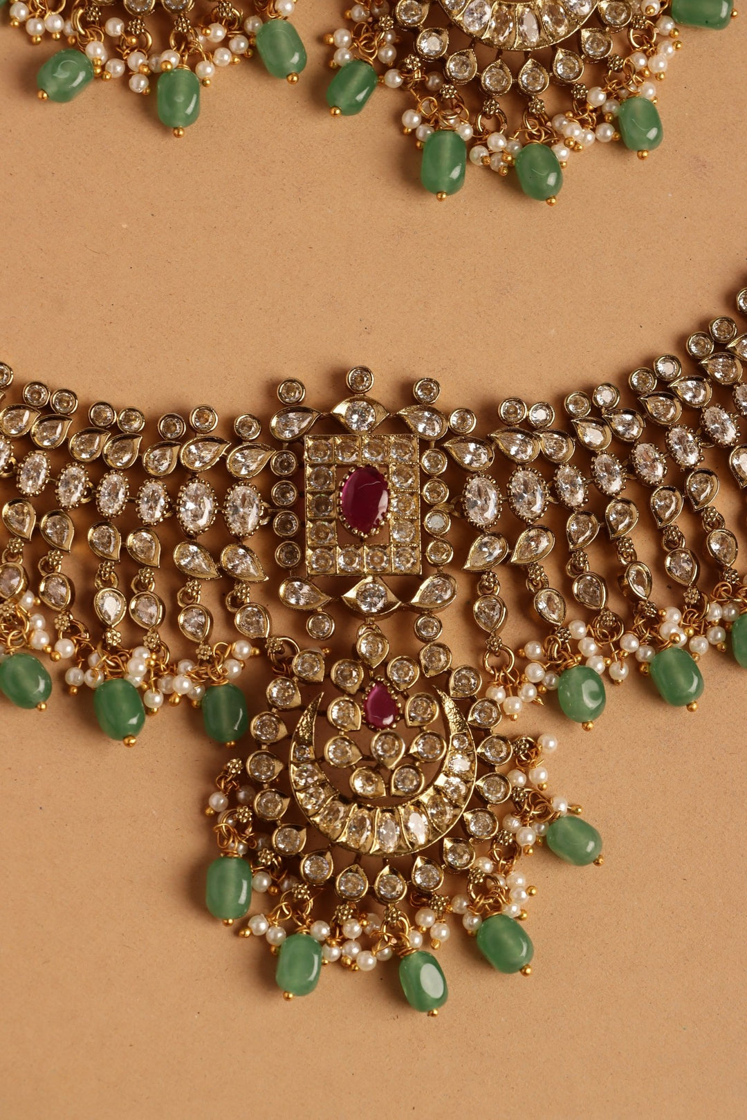 Sanvika - Halfmoon Choker Set - N5401