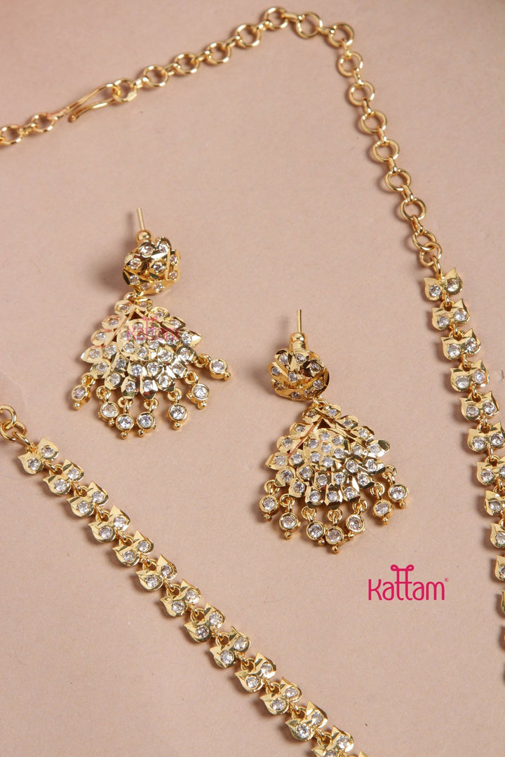 Semi Bridal Gati Necklace Haram Maang Tikka Set 2 - N3174