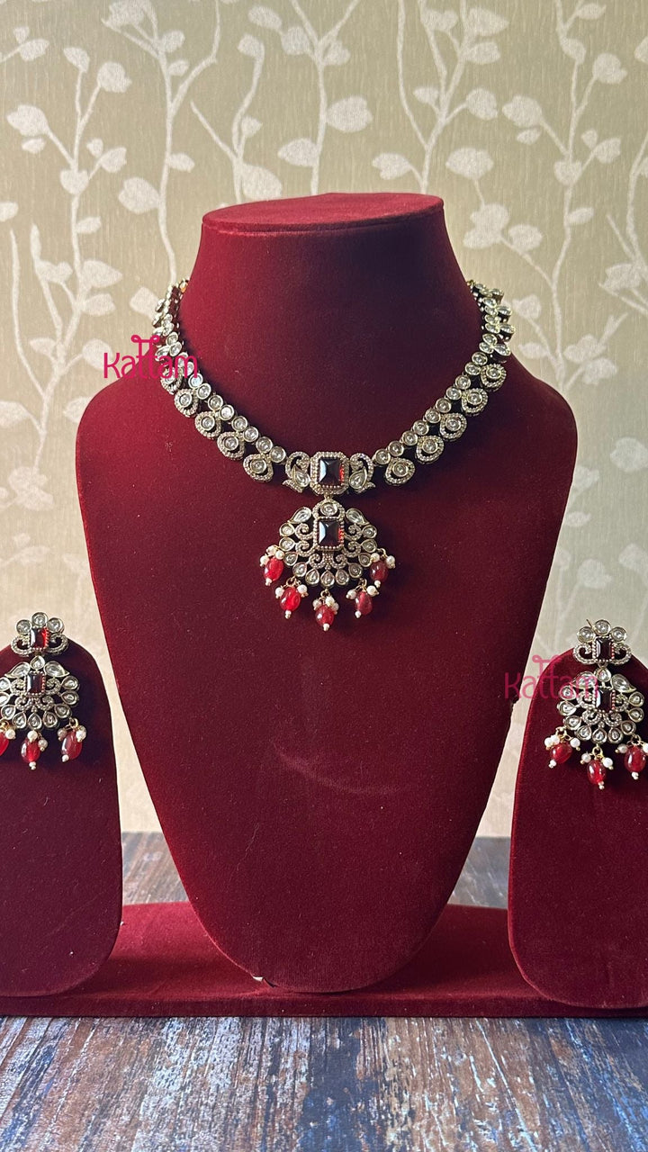 Sherin Victorian Maroon Short Necklace - N5046