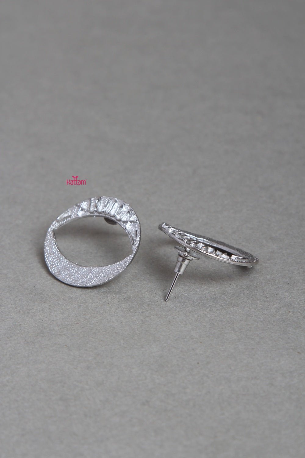 Silver Eye Earring - E107