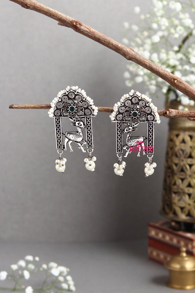 Silver Lookalike Deer Earring - E406