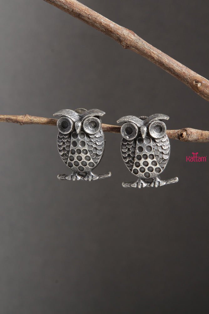 Silver Lookalike Owl Stud - E333