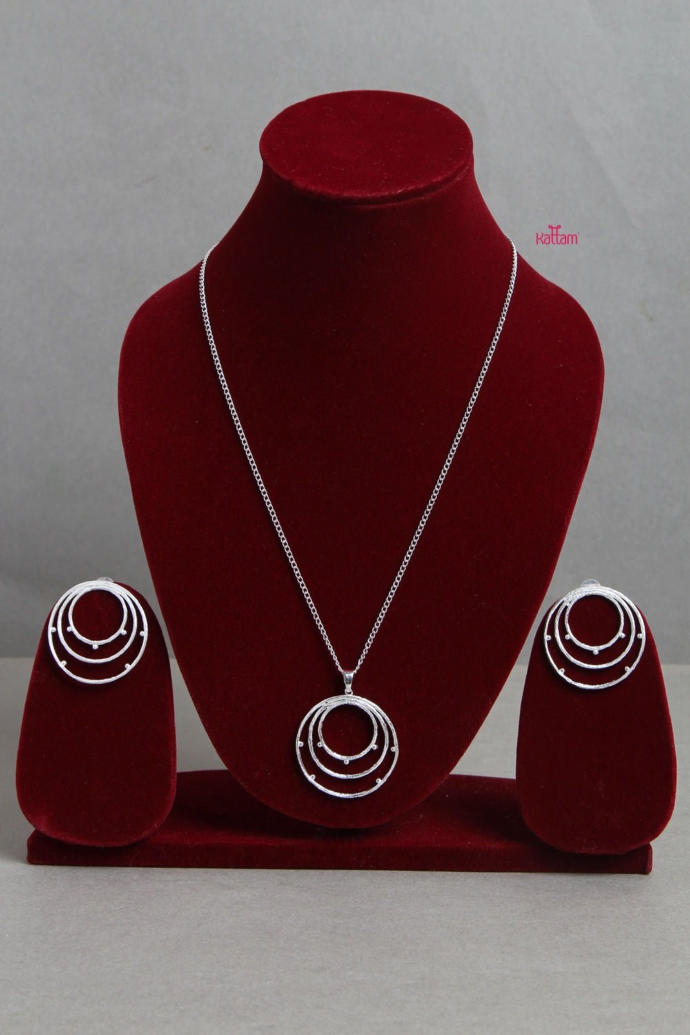 Silver Loops Chain Set - Kattam