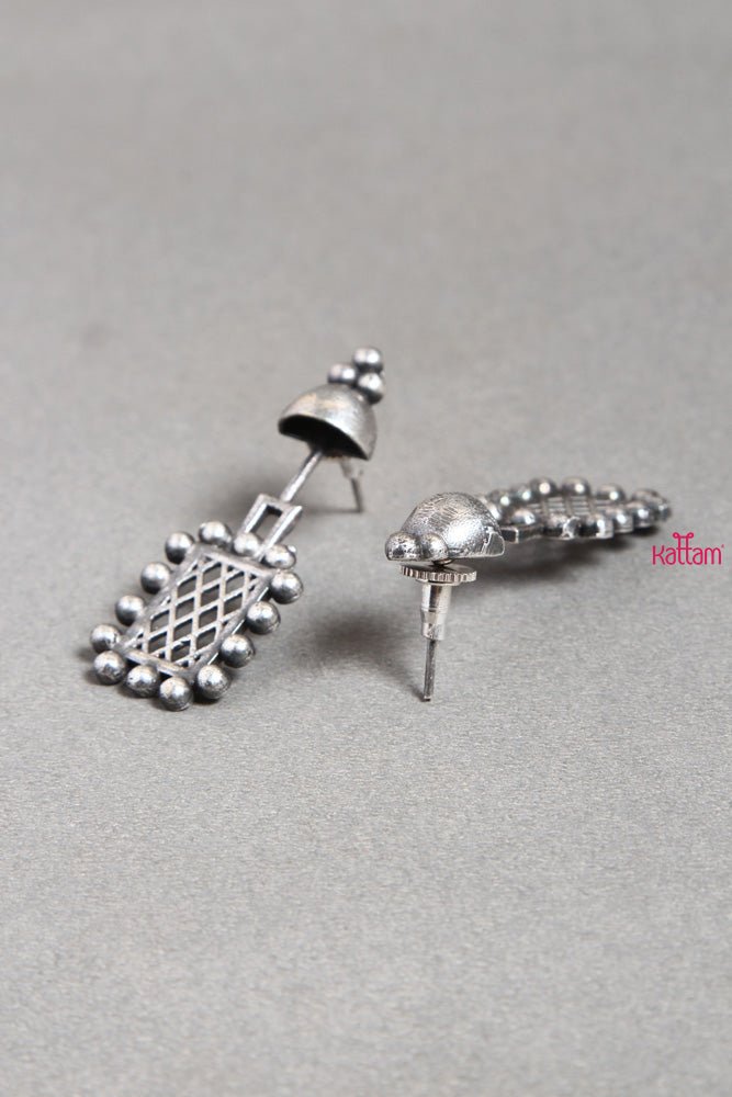 Silver Spike Earring - E229