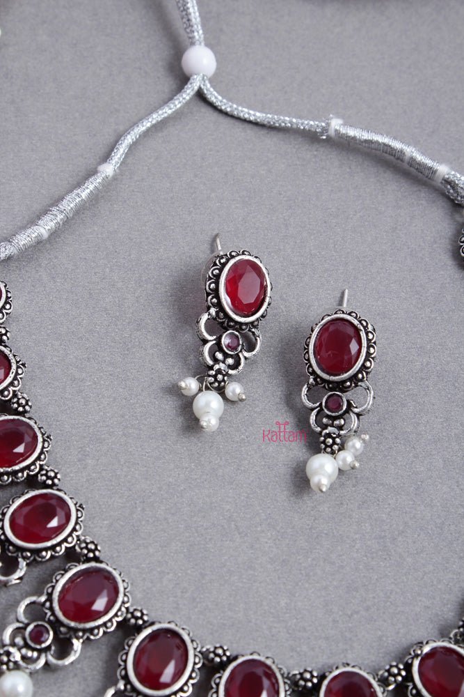 Silvertone Oval Ruby Stone Pearl Choker - N2531