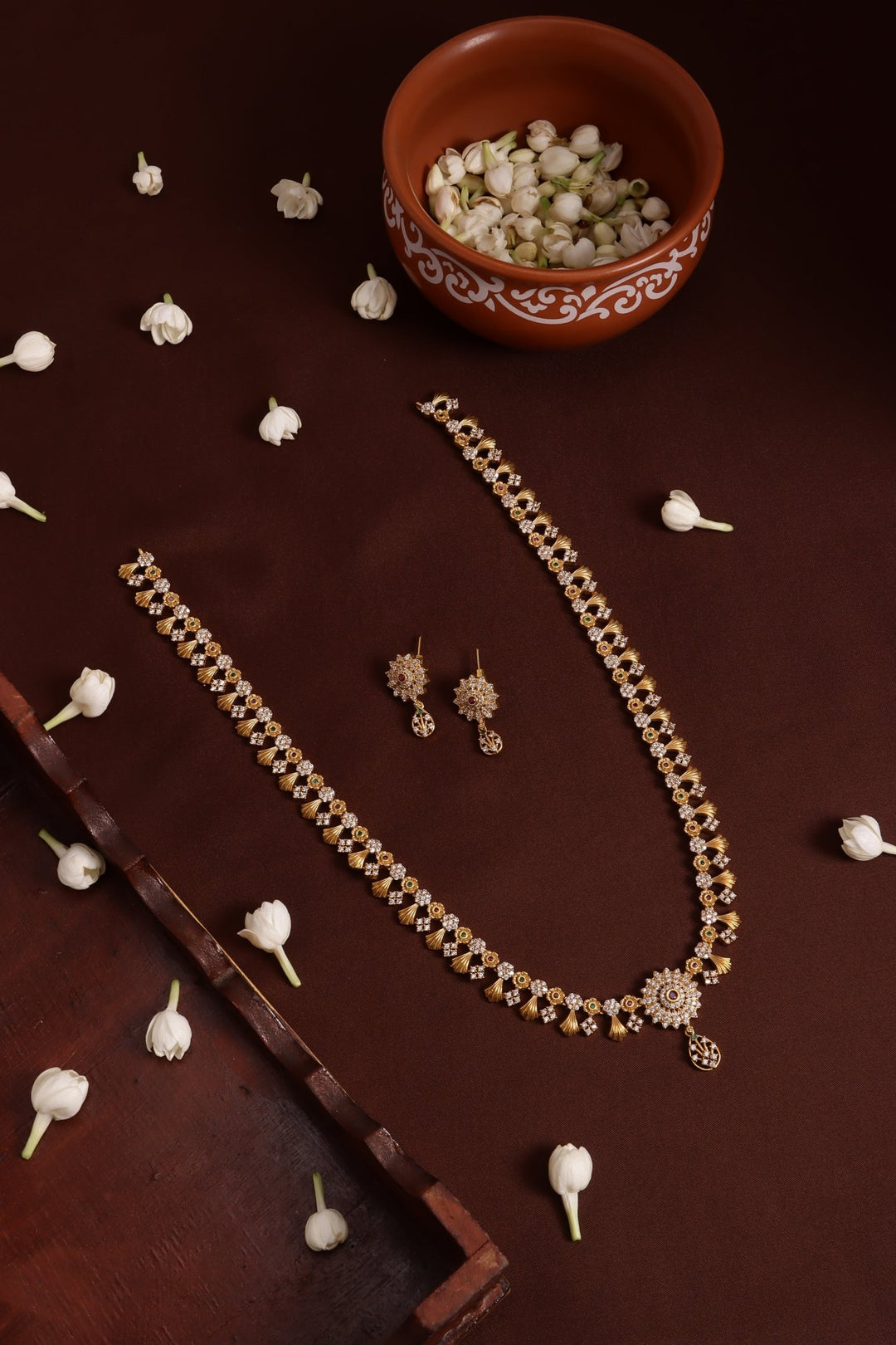 Simple AD Floral Pendant Haram - N4130