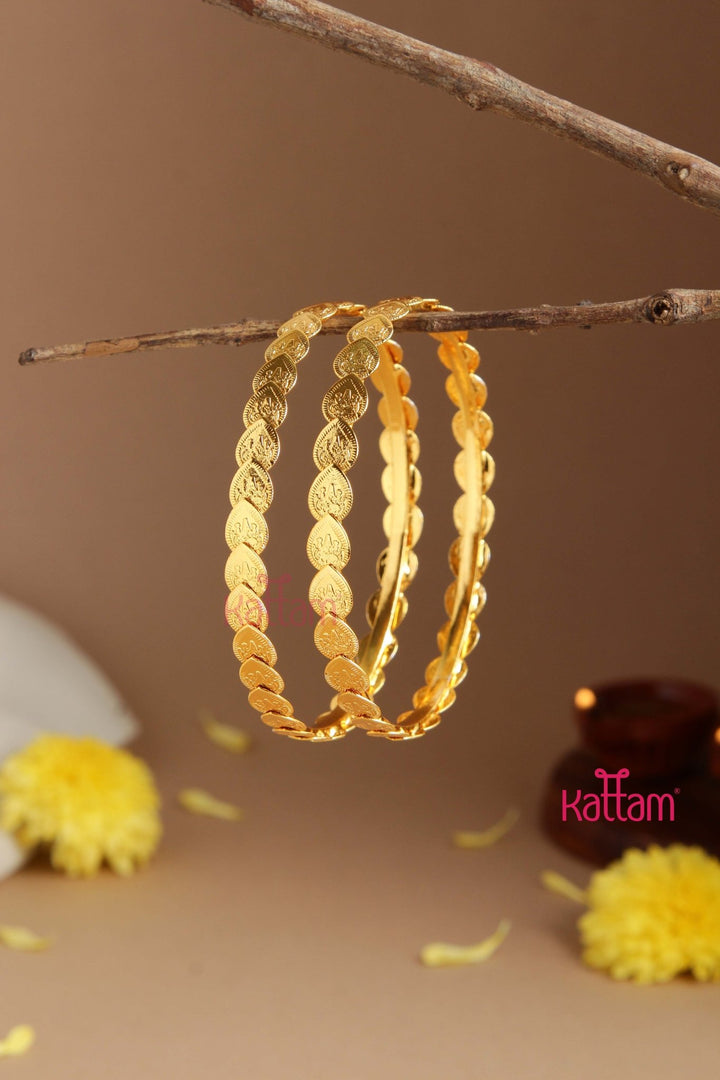 Simple Goddess Goldtone Thilak Bangle - B511