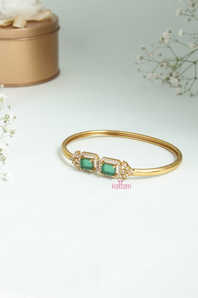 Simple Green Stone Kada - B467