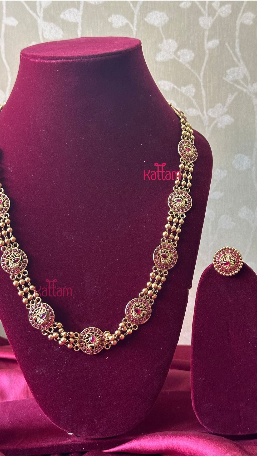 Simple Peacock Ball Layered Chain - Full Ruby - N2937