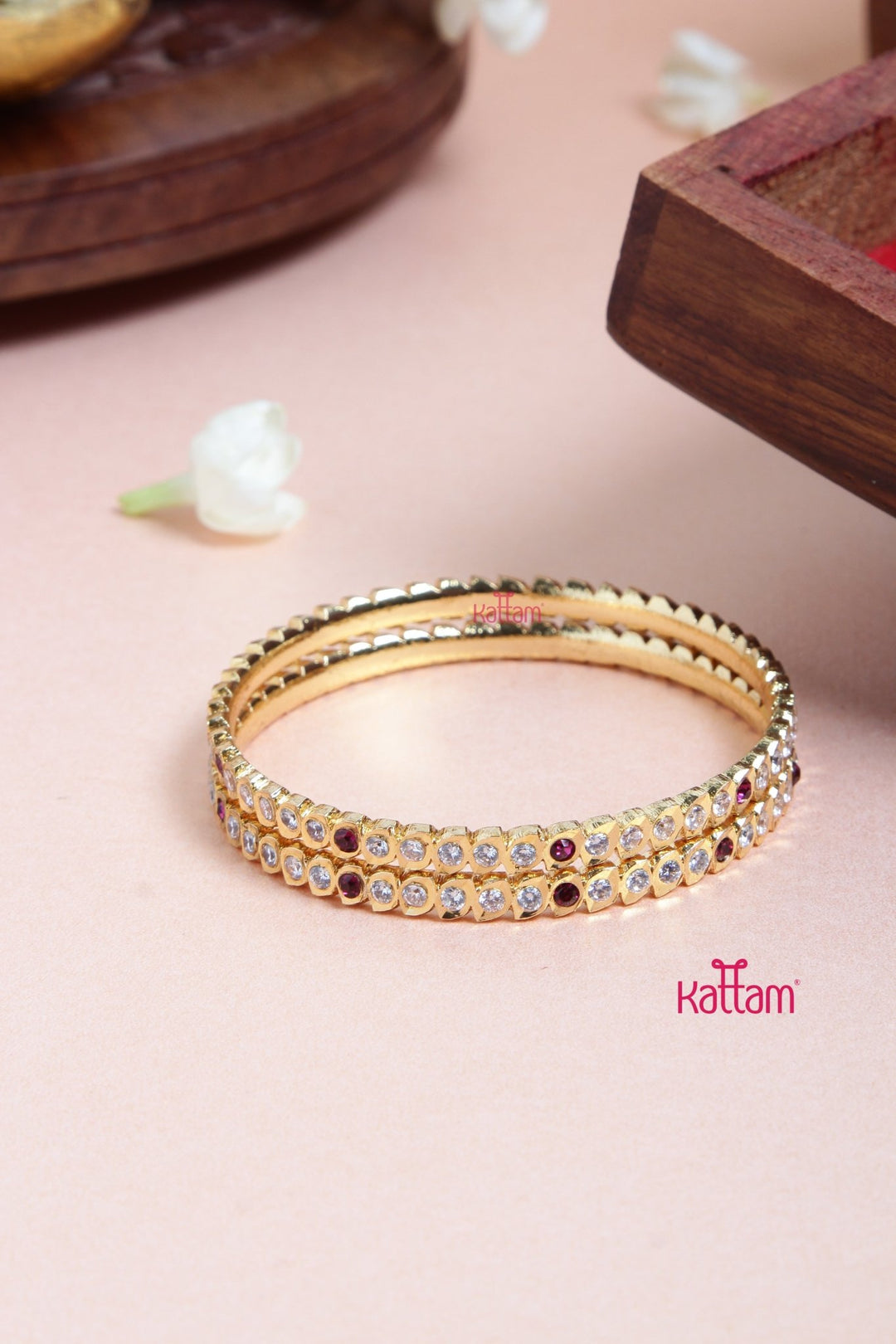 Single Line White &amp; Ruby Stone Gati Bangle - B549 - V4
