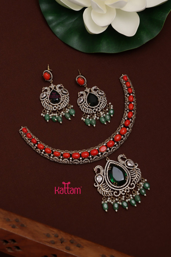 Sofia - Coral Hasli Choker - N5257