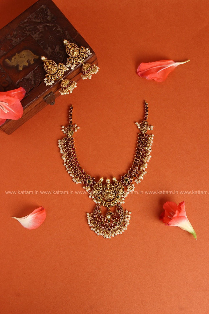 South Traditional Goddess Necklace - N873