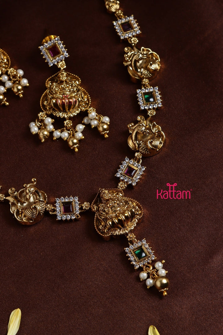 Square Stone Nakshi Dollar Necklace - N3226